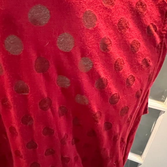 Brisas red polka dot muscle shirt - Picture 4 of 5